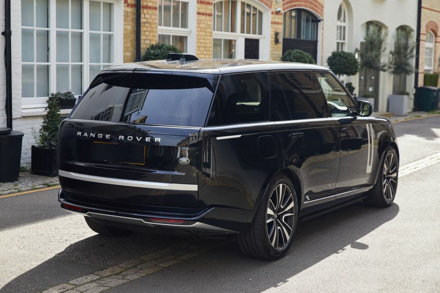 NEW RANGE ROVER VOGUE FIRST EDITION EWB